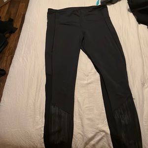 Lululemon low rise leggings with pattern